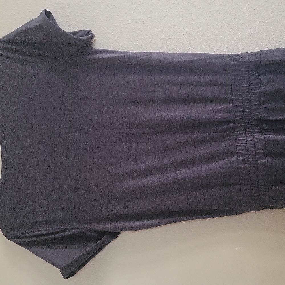 Vuori All Day Jumpsuit  lightweight DreamKnit fabric,  V-neck Drawstring Waist - Picture 4 of 10
